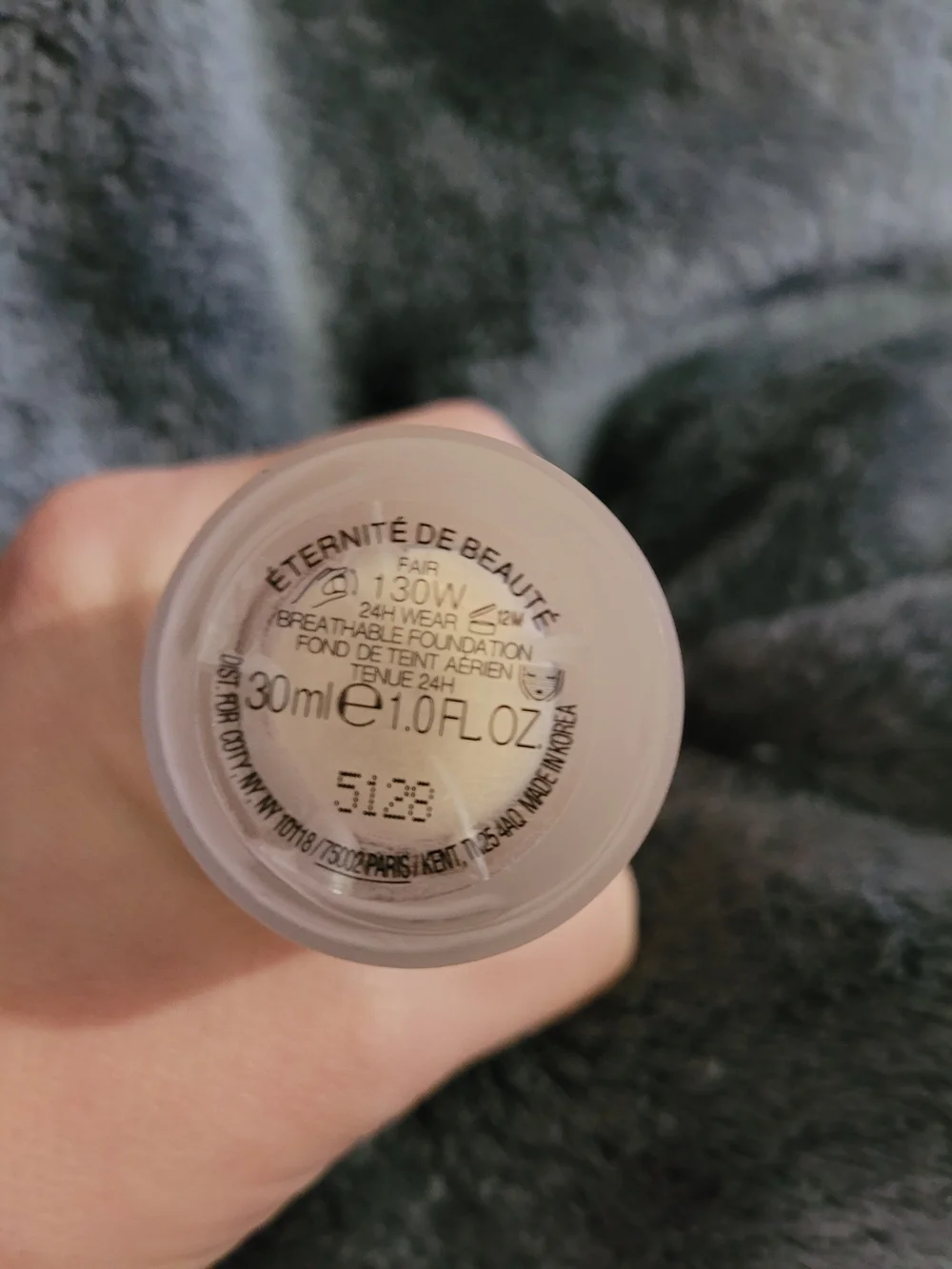 Gucci Liquid Foundation - 130W BNWOB